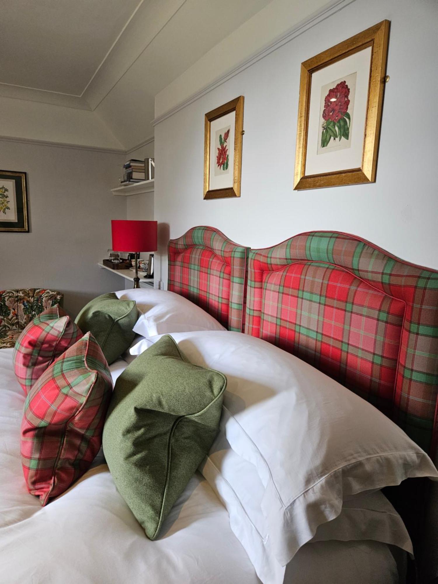 Craggan Bed & Breakfast Балатър Екстериор снимка