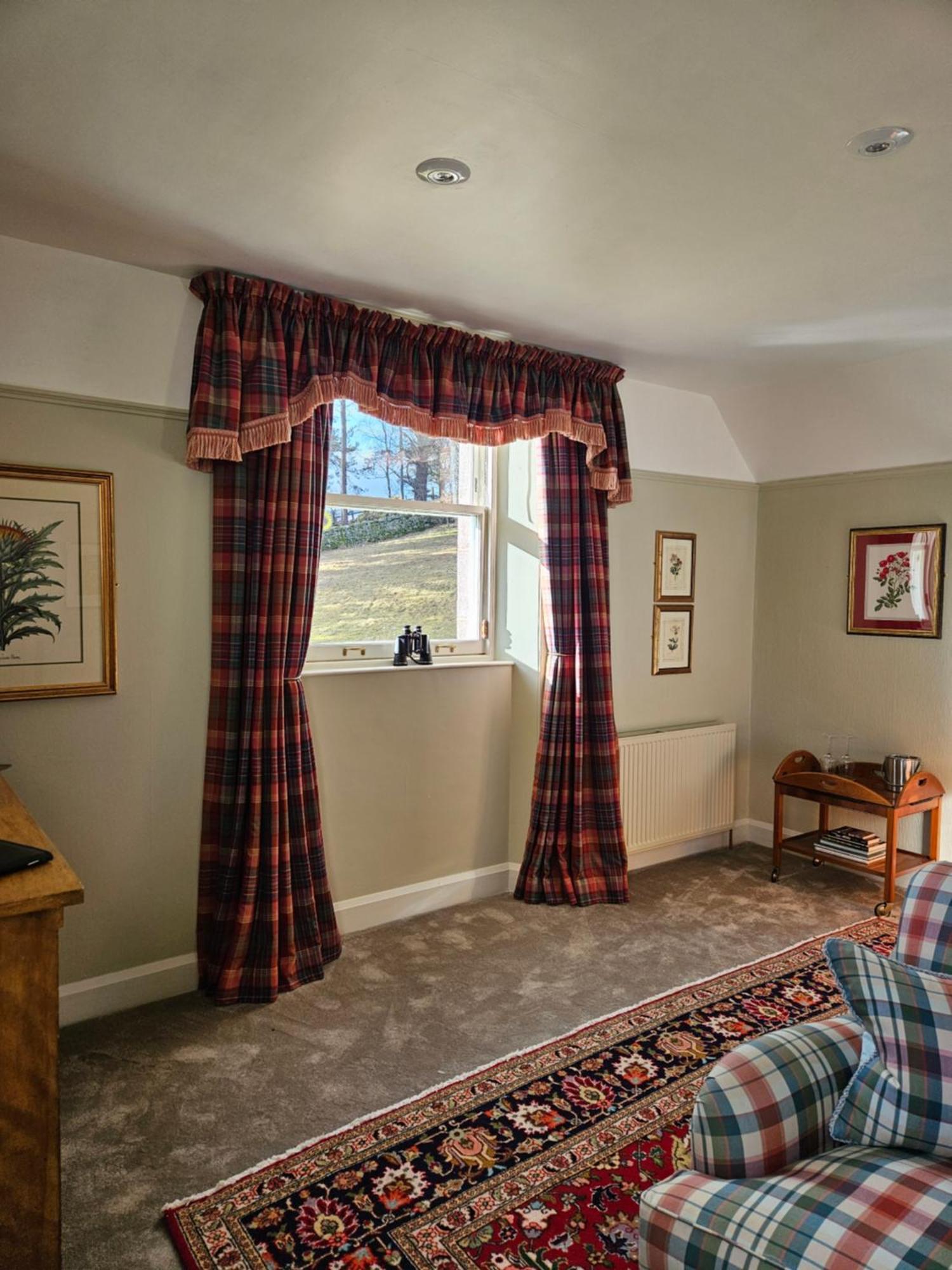 Craggan Bed & Breakfast Балатър Екстериор снимка